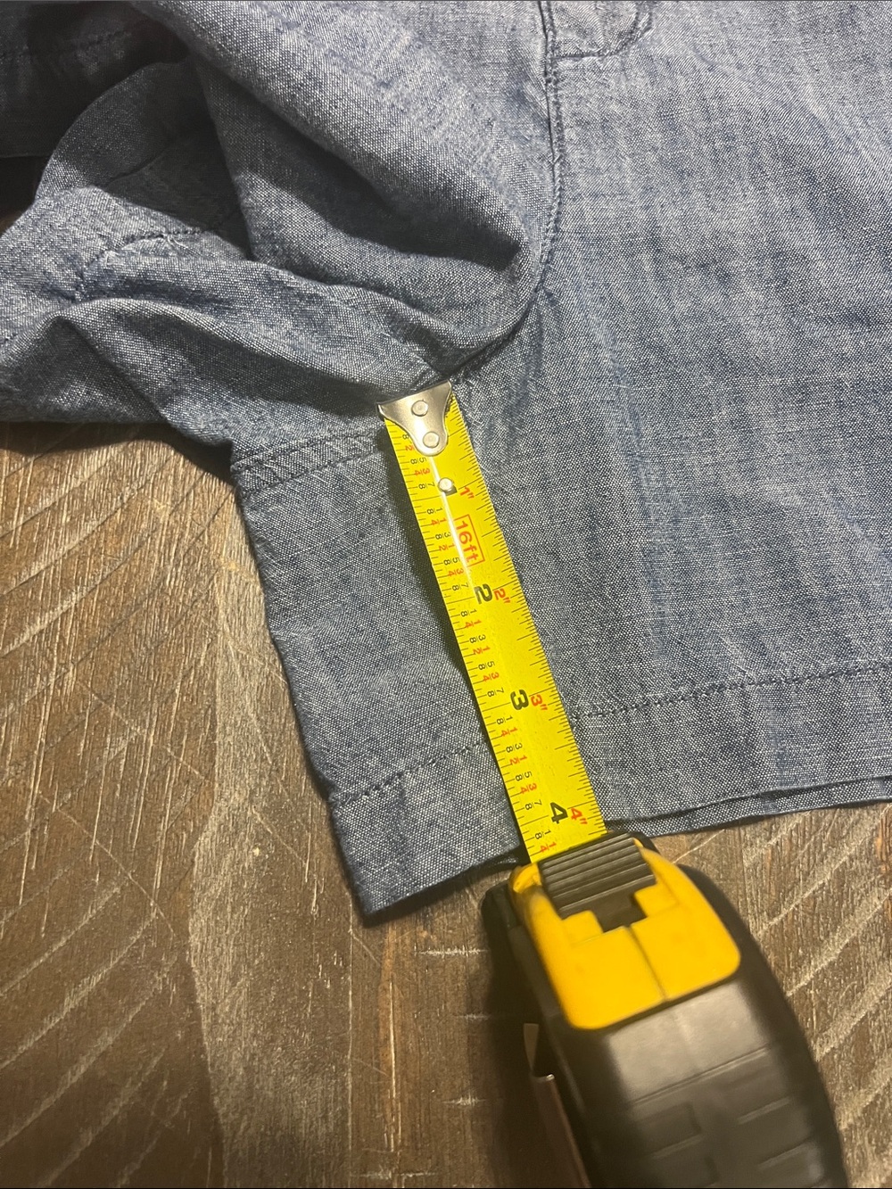 Two pair of Ladies “A New Day” Shorts. Light Pink and Chambray. Both Size 18. - Picture 9 of 9